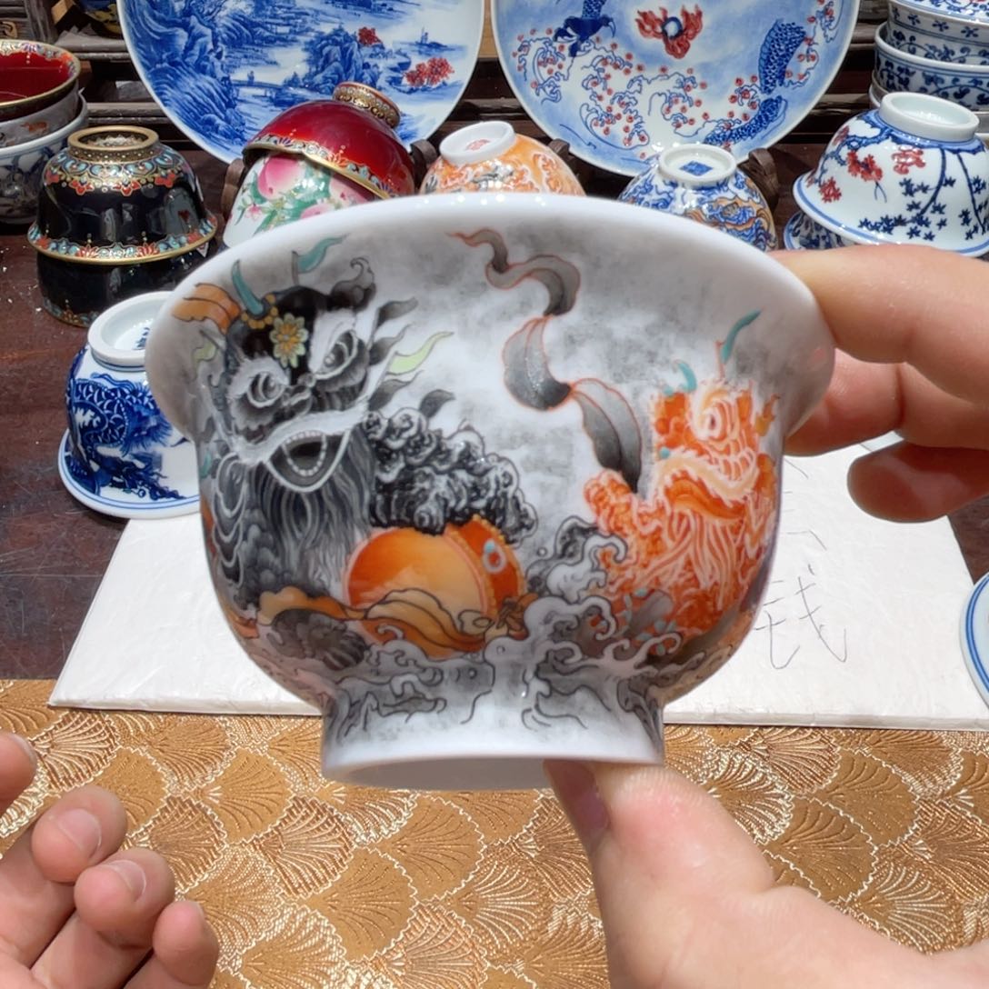 景德镇陶瓷学院教授等职务