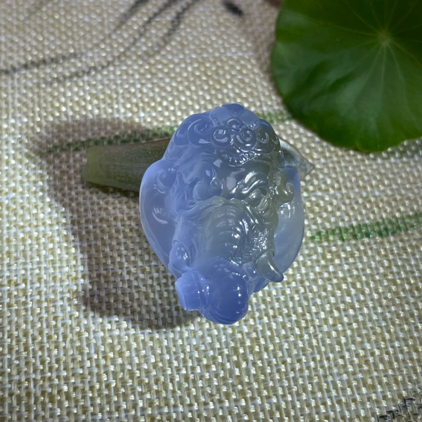 蓝玛瑙象神吉祥如意