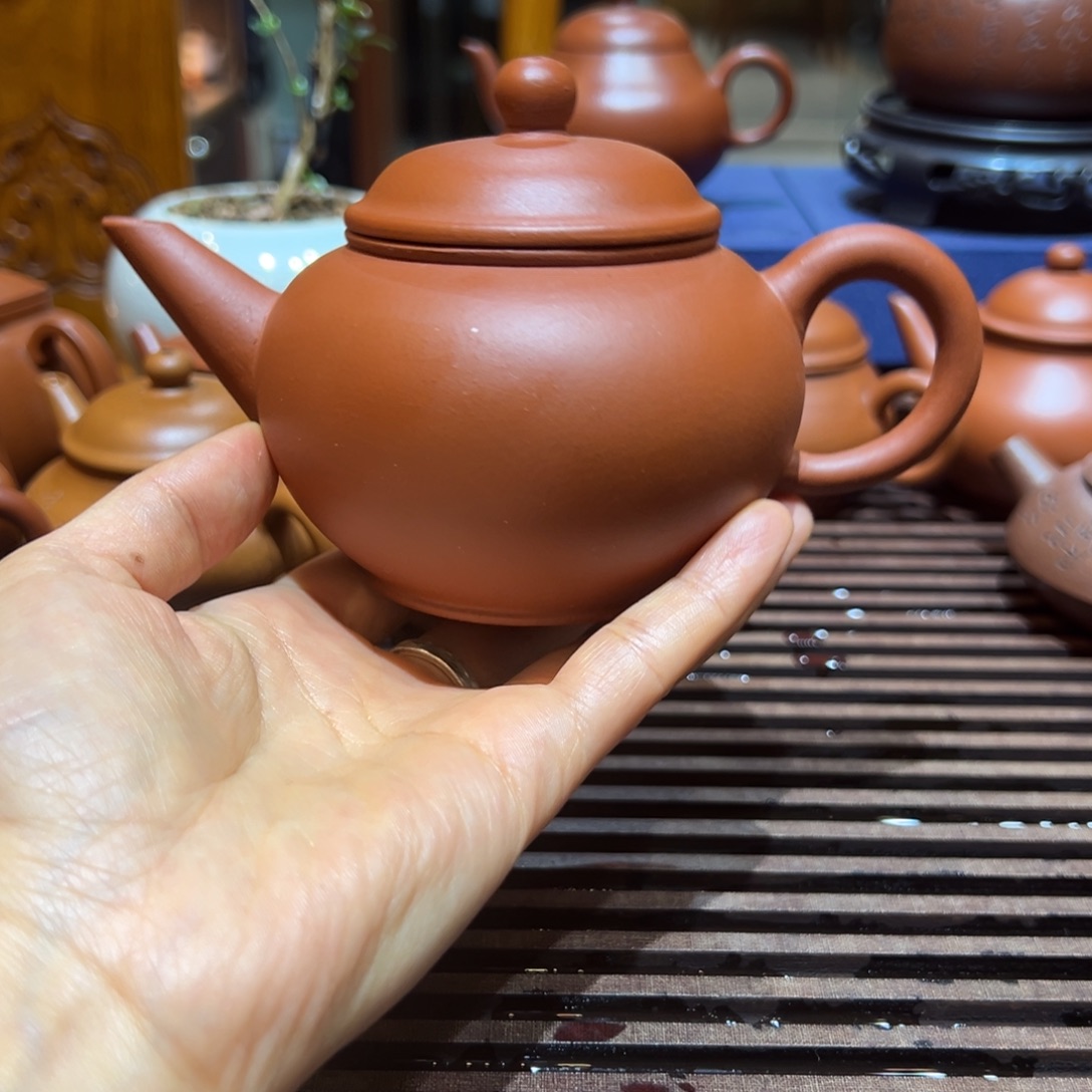 M***c紫砂公道杯九十年代红泥水平210cc