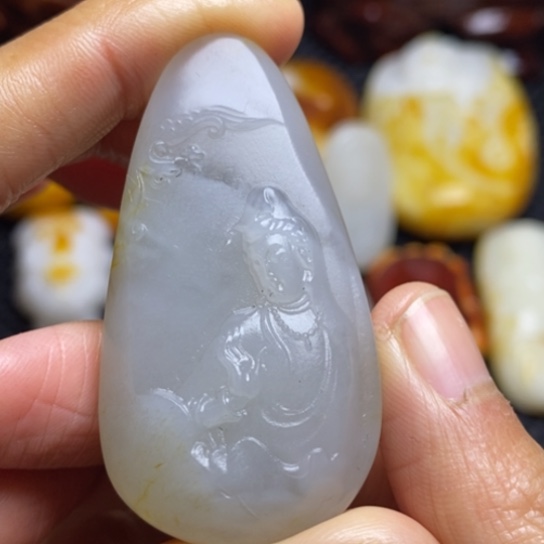 和田玉颈饰未镶嵌