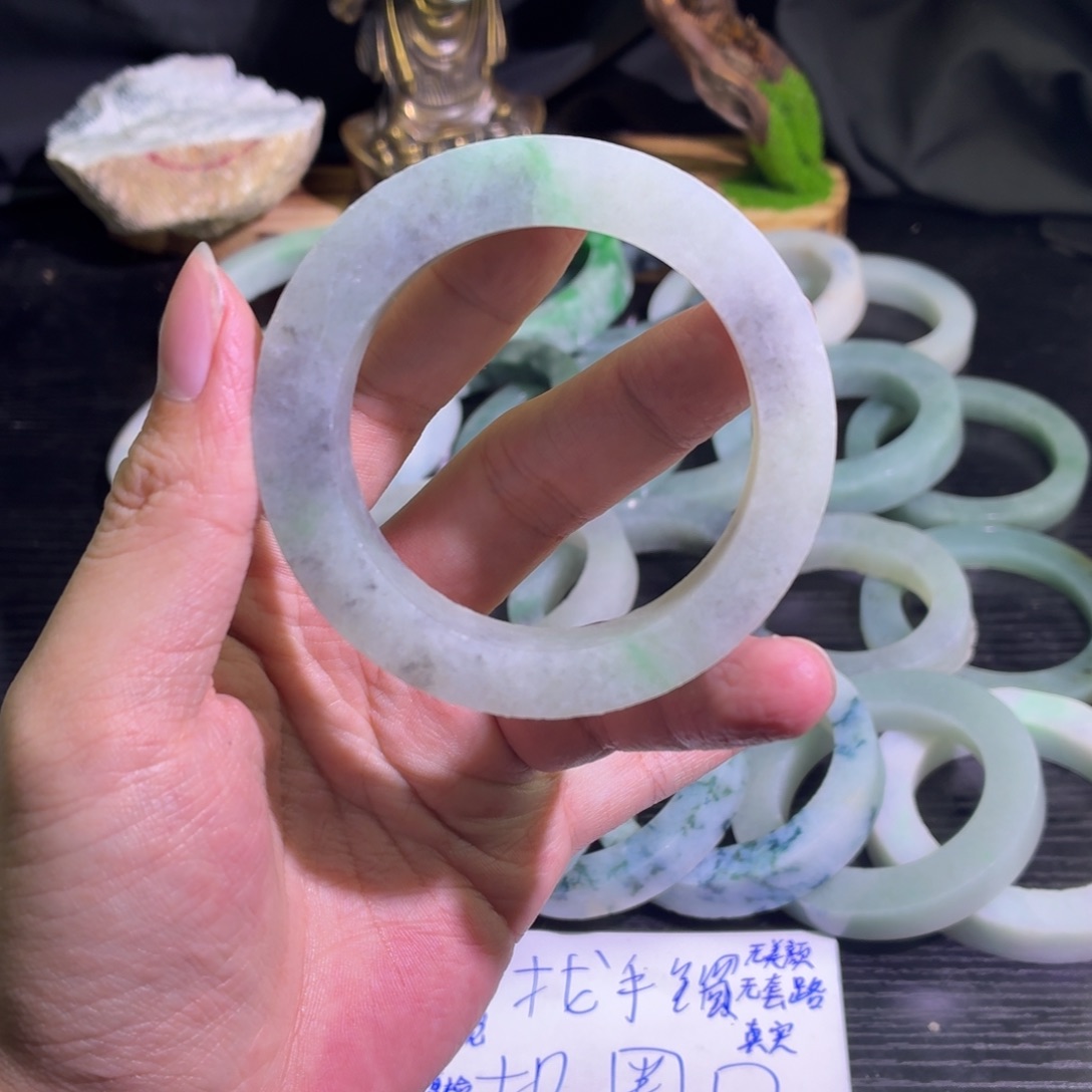 定制翡翠未镶嵌天然翡翠A货毛胚手镯定制