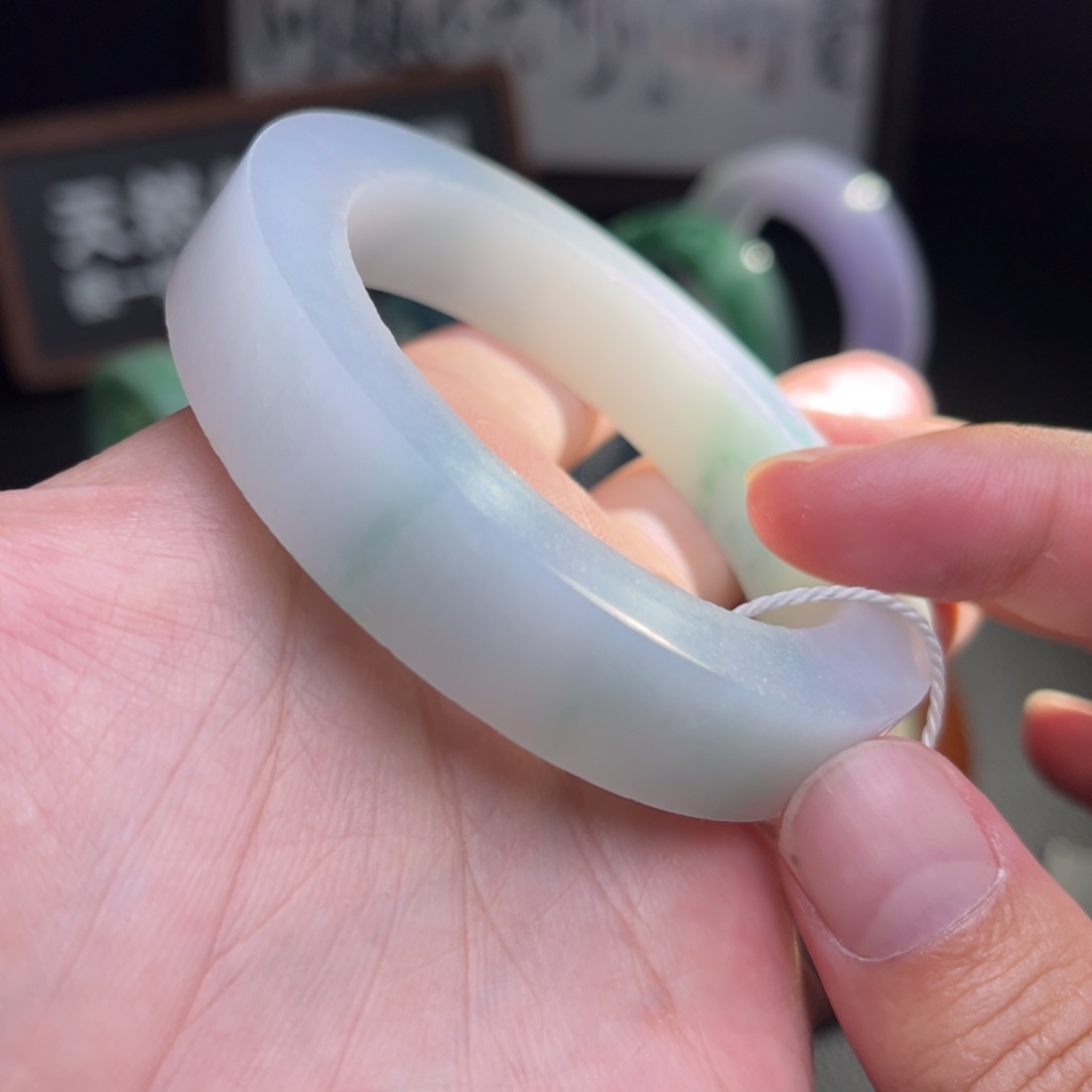 定制翡翠未镶嵌翡翠手镯定制特价款