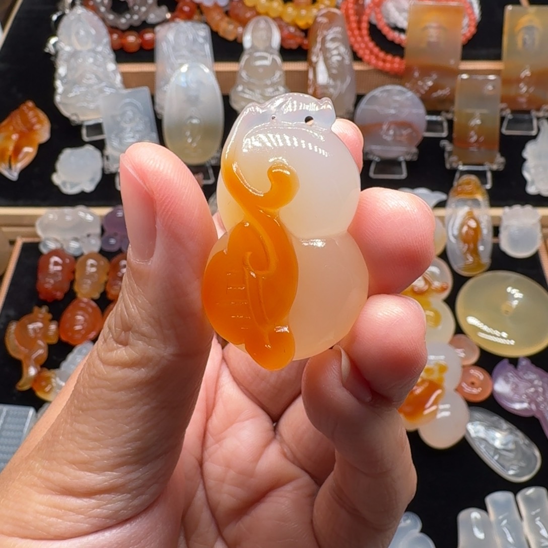 玛瑙/玉髓未镶嵌颈饰