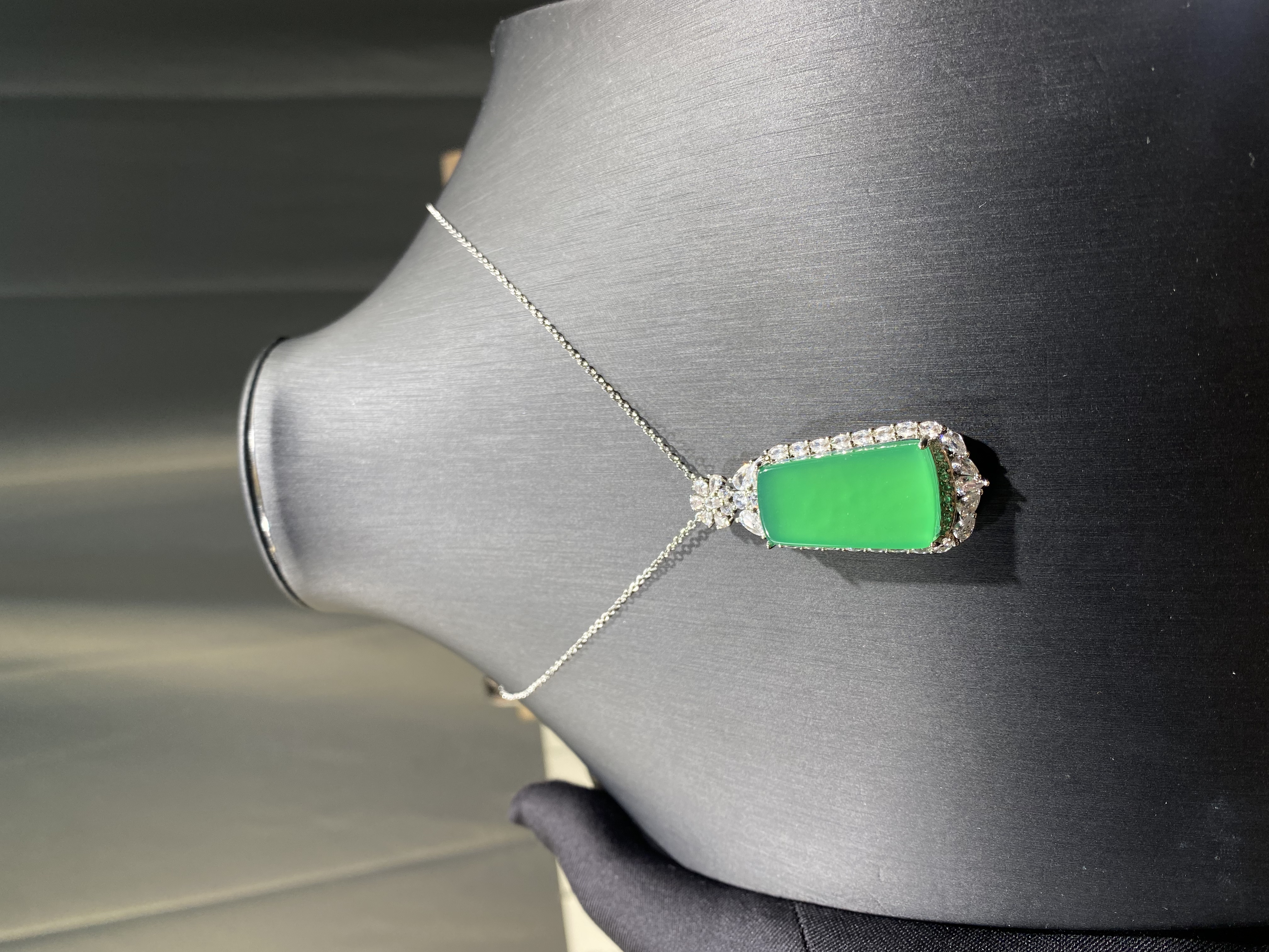 马达加斯加玉髓方无事牌5号款