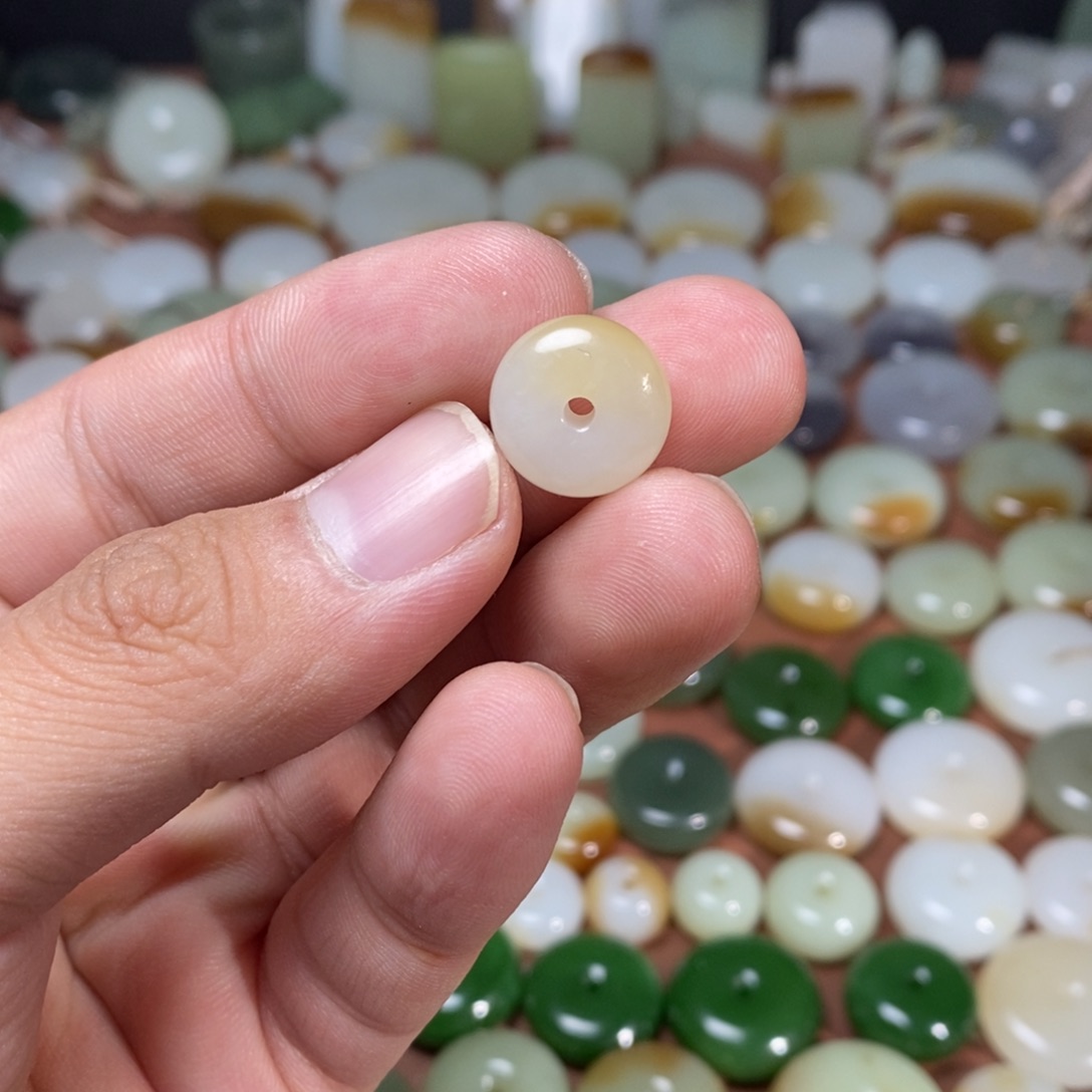 和田玉吊坠(不含链)未镶嵌