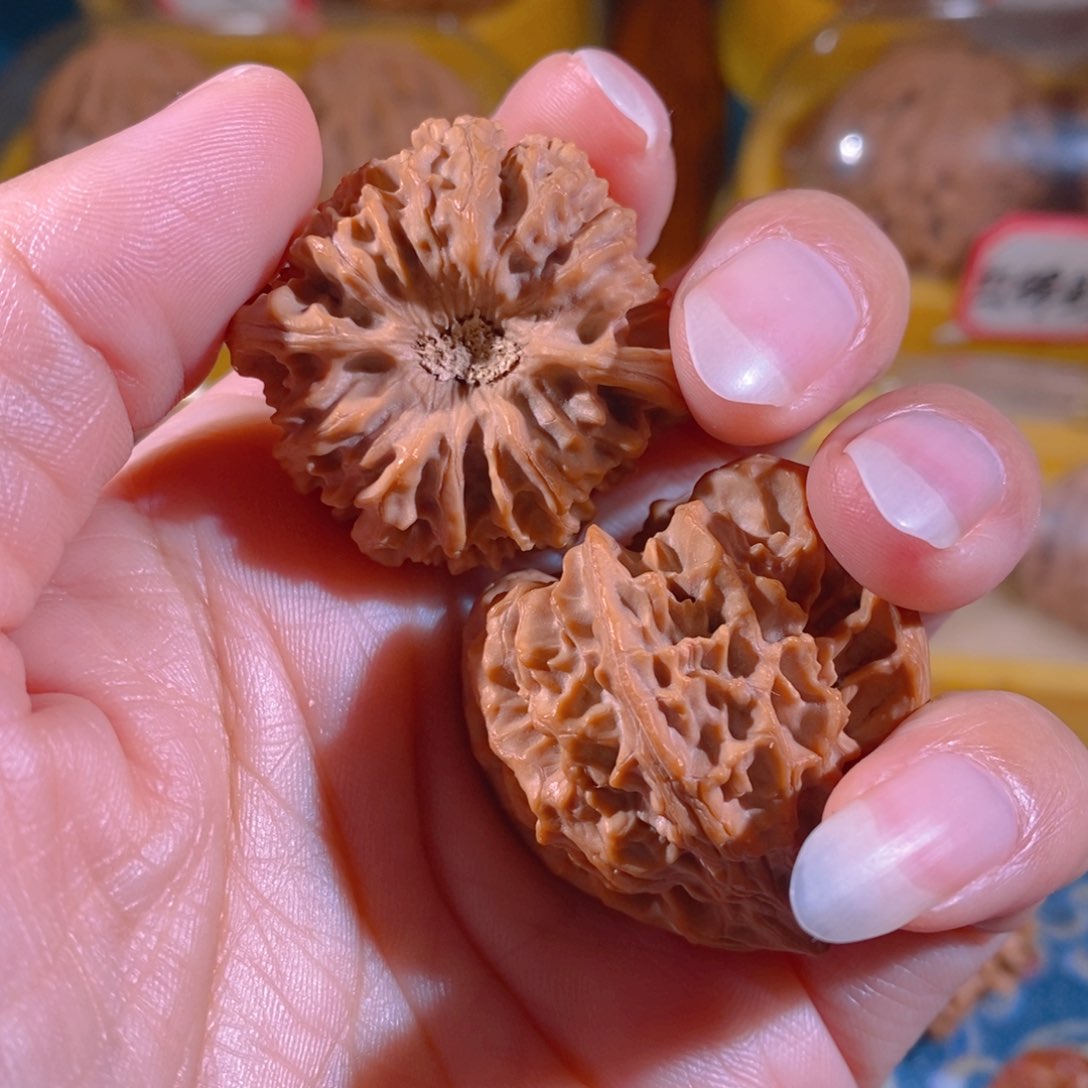 吊坠文玩核桃雪**月