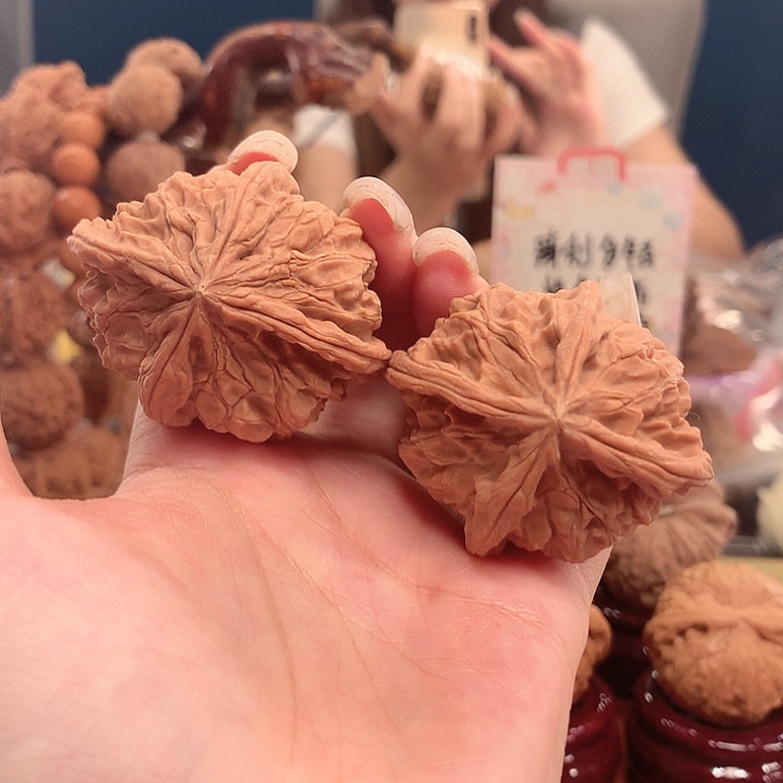 文玩核桃吊坠46御玺四棱