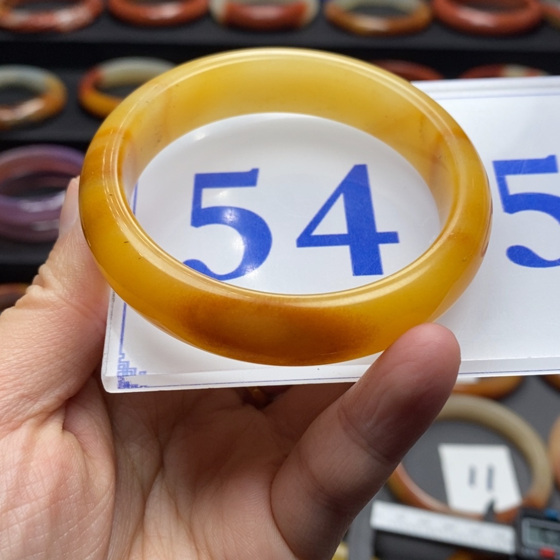 石英质玉（黄龙玉）手镯未镶嵌