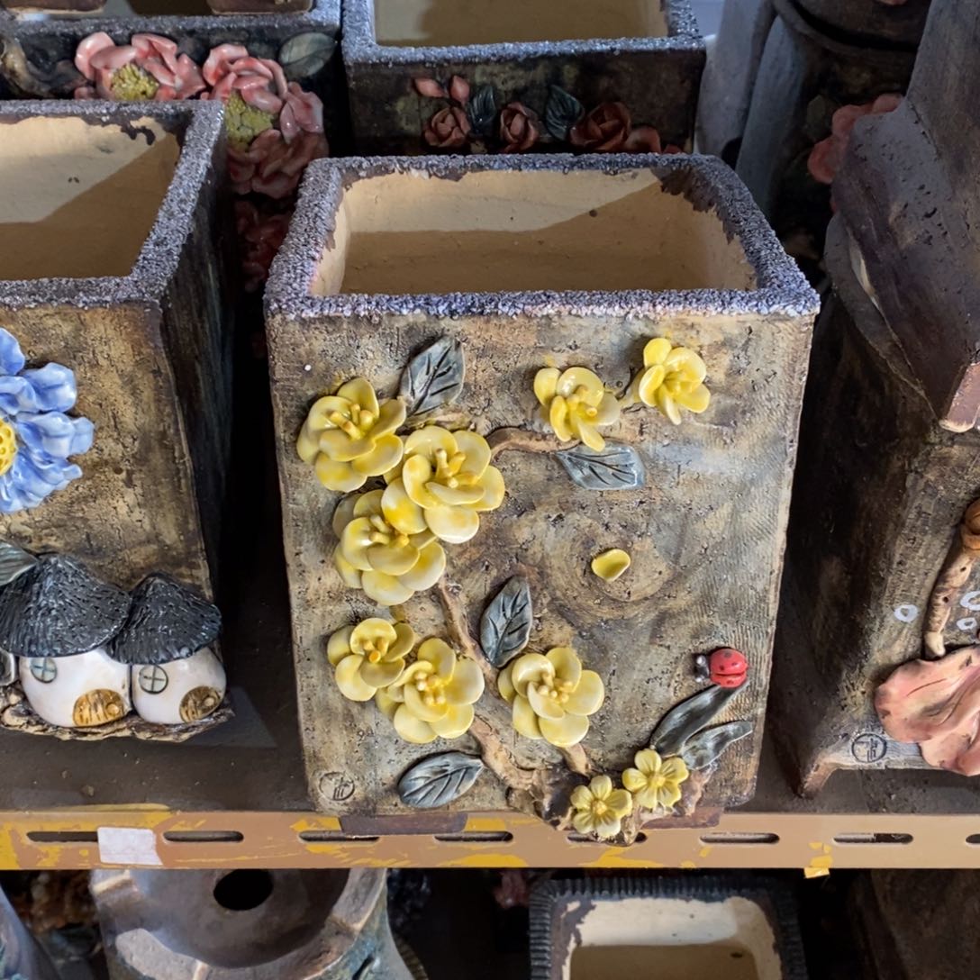 红陶青藤花器多肉花盆