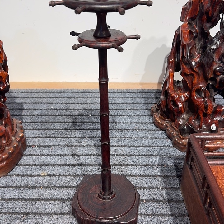 细***节工艺品的销售收入达到