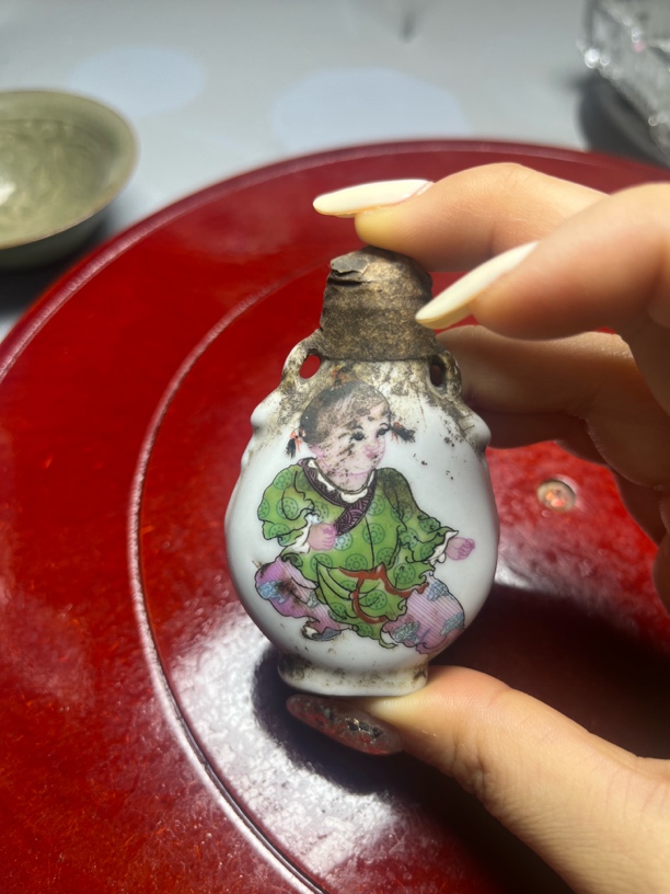 粉彩鼻烟壶手工制作