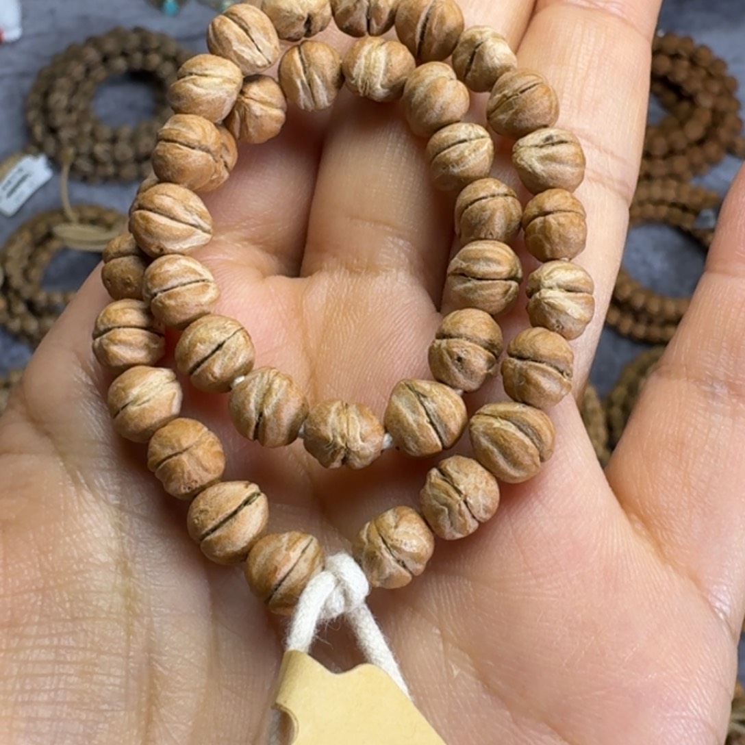 尒***爷菩提籽类双胞胎柏香手持