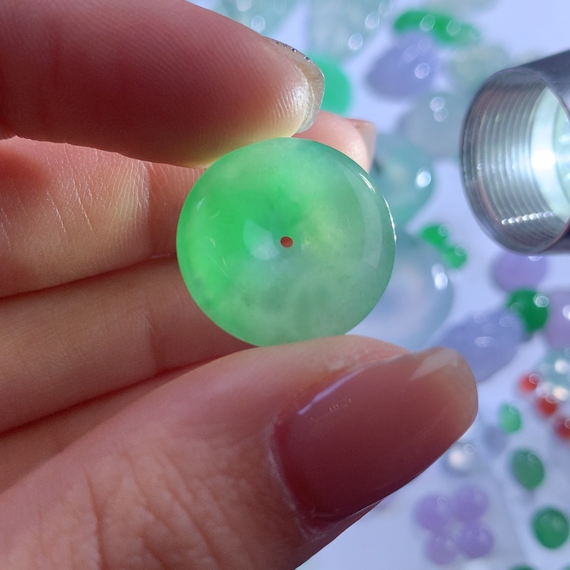 【闪购商品】翡翠颈饰未镶嵌橙**?缅甸