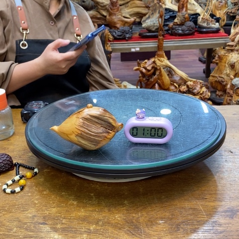 柏木半*心太行崖柏根雕