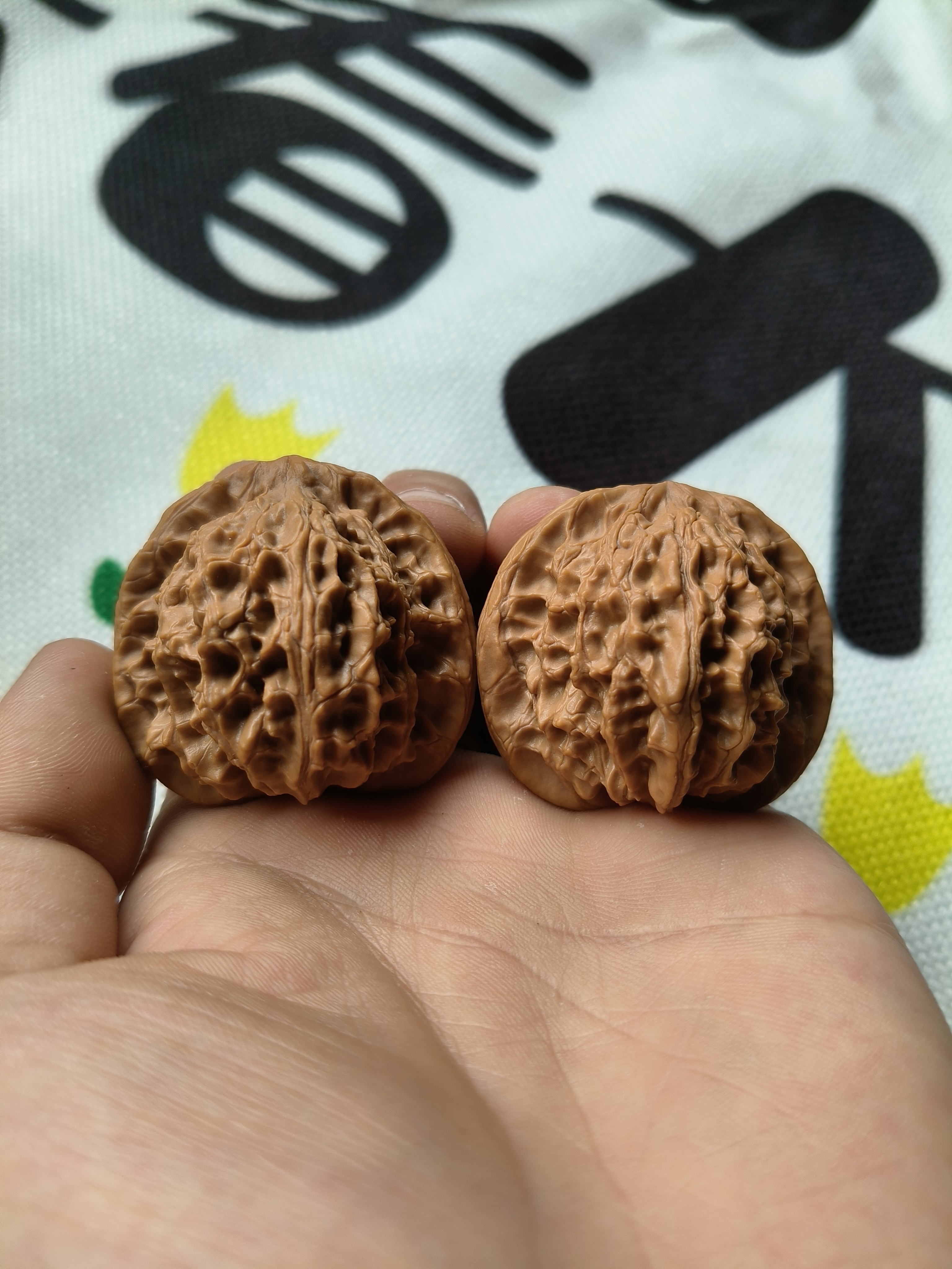 文玩核桃手把件全品凤凰山