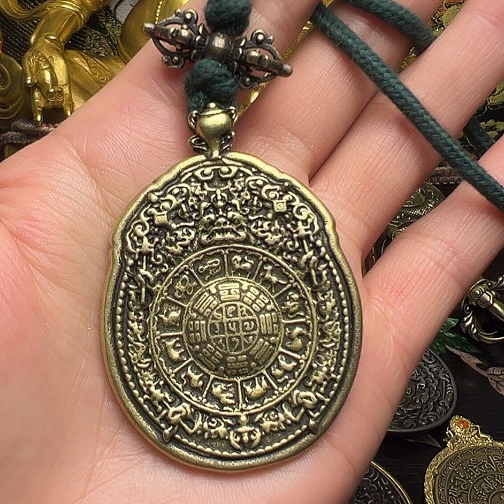 如***爸泥塑藏式的发行股份