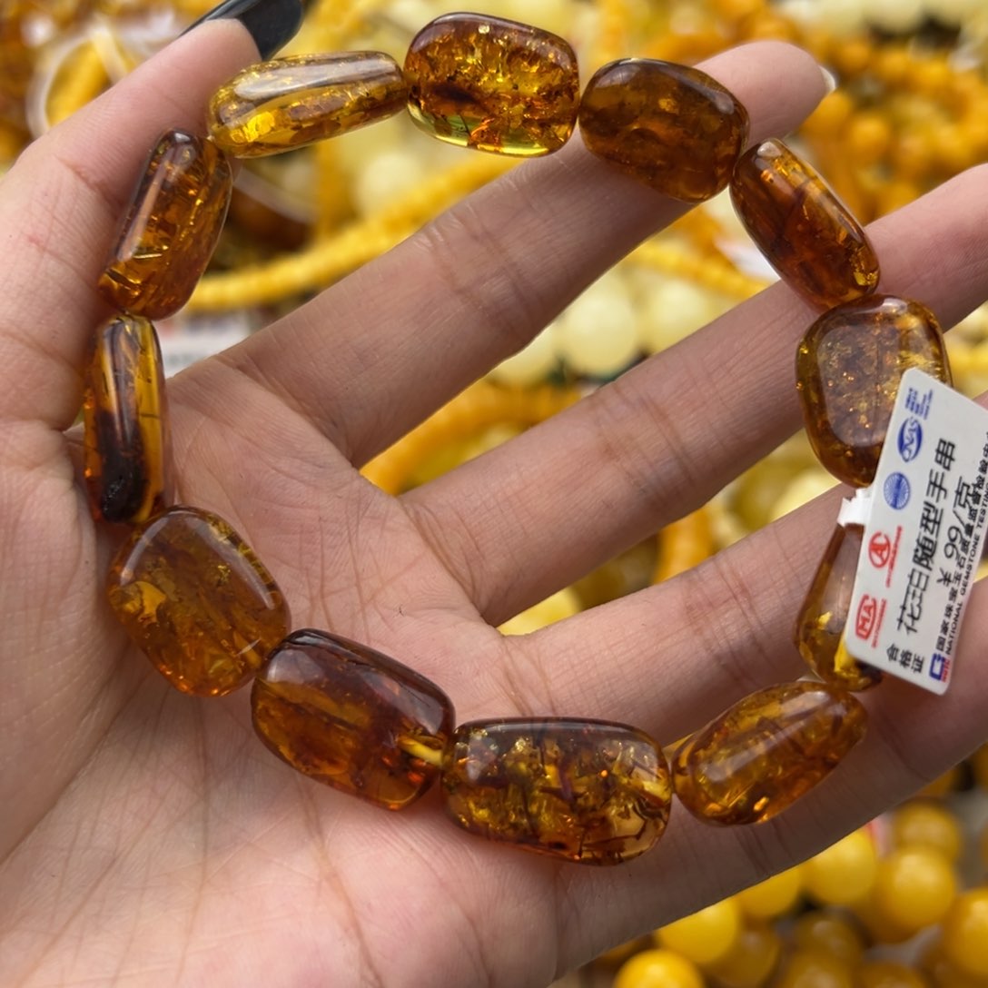 琥珀珠宝奇石未镶嵌