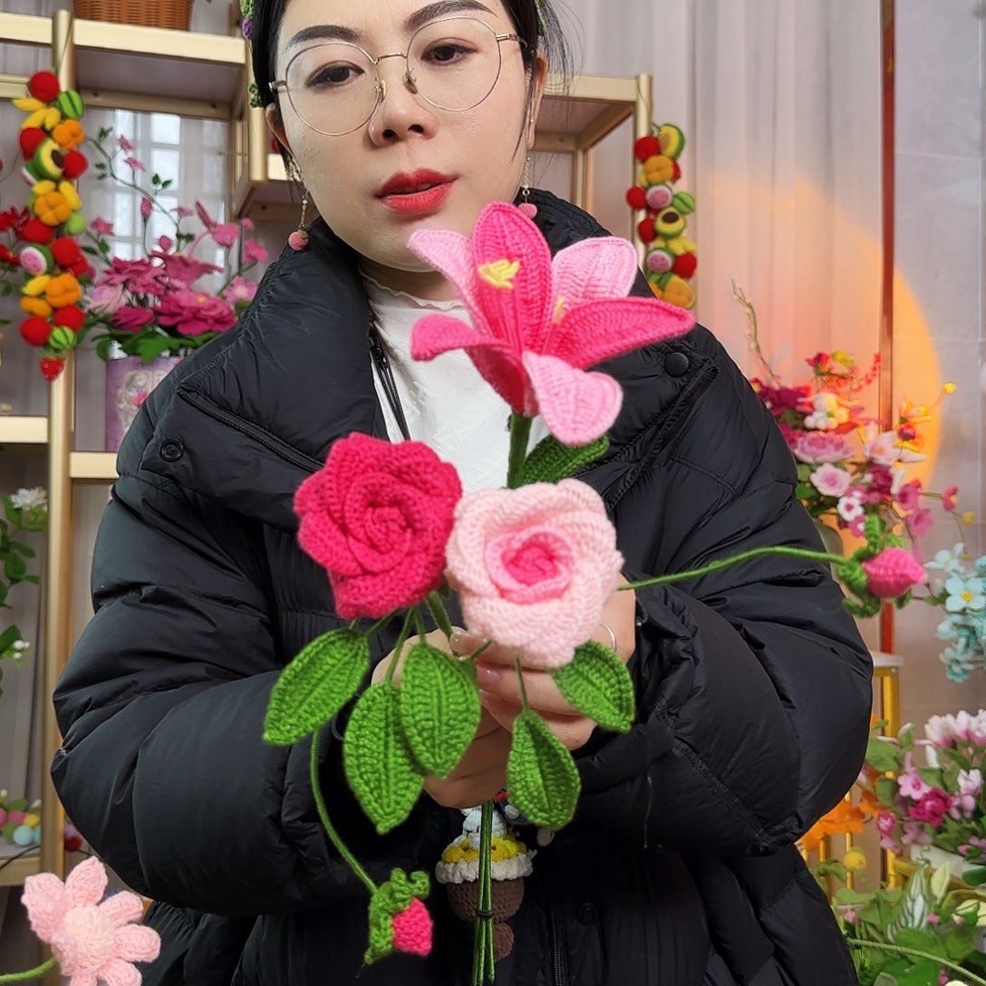 手工钩织设计花束