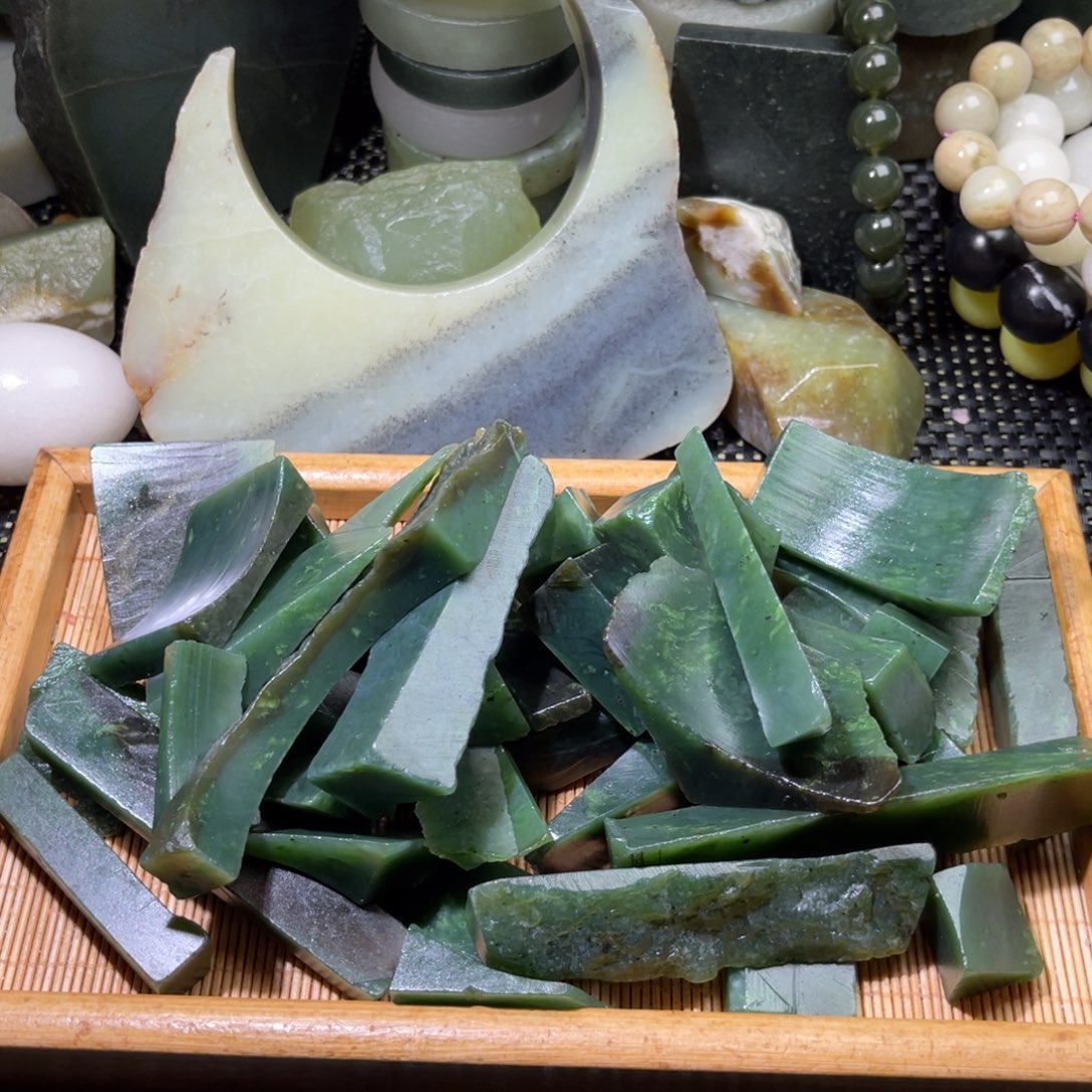 未镶嵌和田玉（糖玉）挂件不退不换