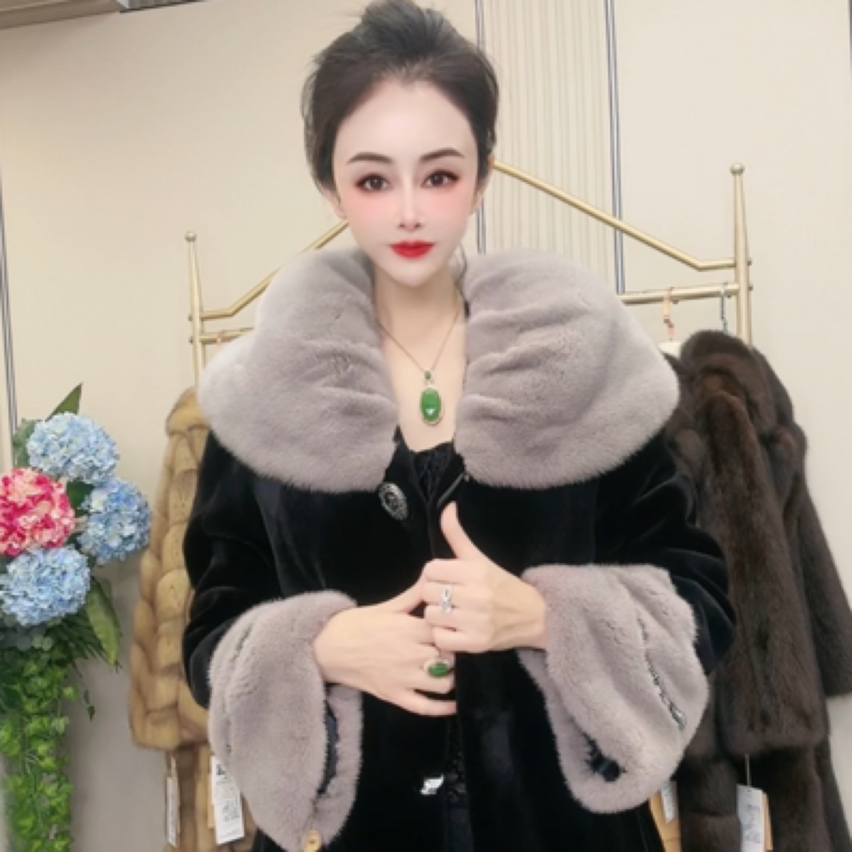 14081皇家贵夫人水貂冬季貂绒雕花皮草大衣L-衣长110cm（140斤内）