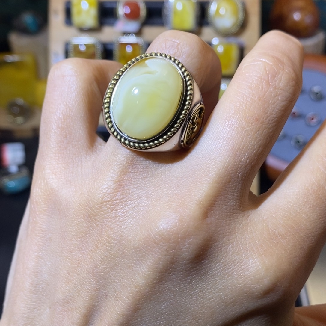 蜜蜡未镶嵌戒指1111111111