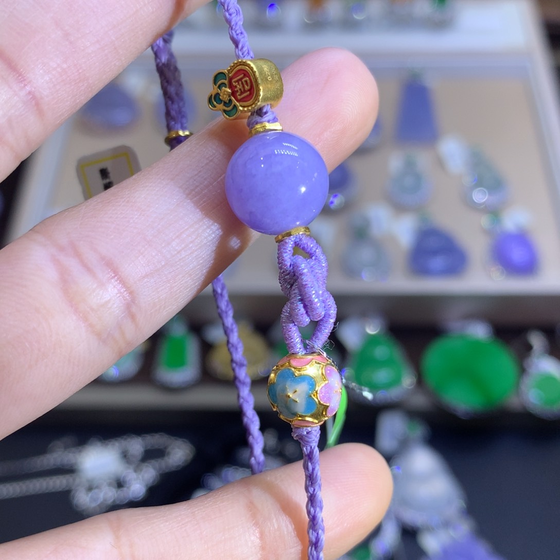 翡翠耳饰18K金镶嵌翡翠