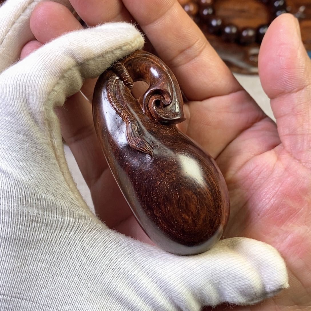 黄花梨/降香黄檀把件