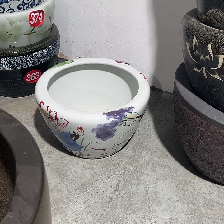 宽***窄景德镇陶瓷鱼缸直径50高度32