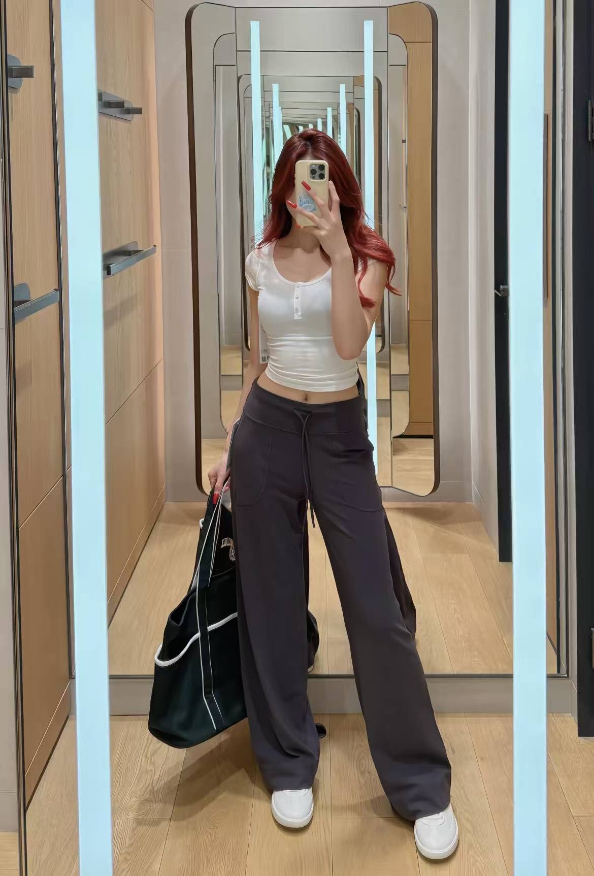 瑜伽阔腿高腰弹力健身抽绳裸感直筒裤女