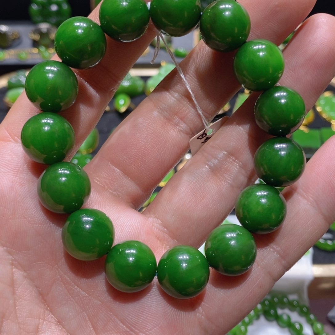 和田玉（碧玉）手链未镶嵌我**字