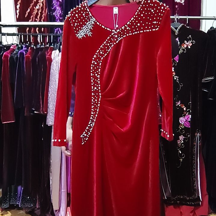 正红色（橘红色）v领铆钉钉珠前开叉礼服裙xl100-120斤