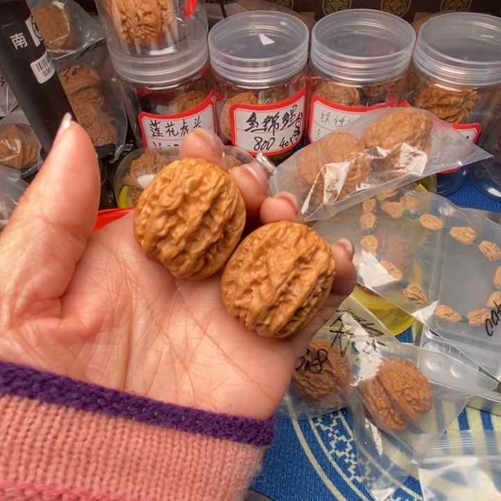 世***得吊坠桃核方块核桃