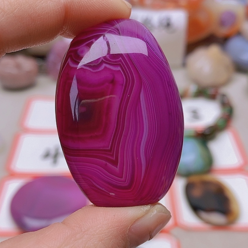 【闪购商品】未镶嵌玛瑙/玉髓珠宝半成品温**玉