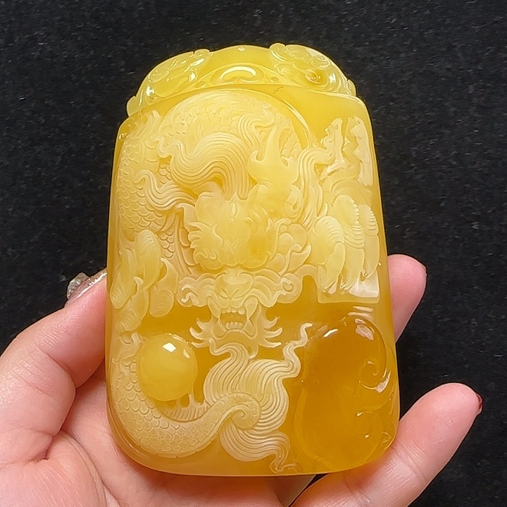 蜜蜡珠宝奇石未镶嵌