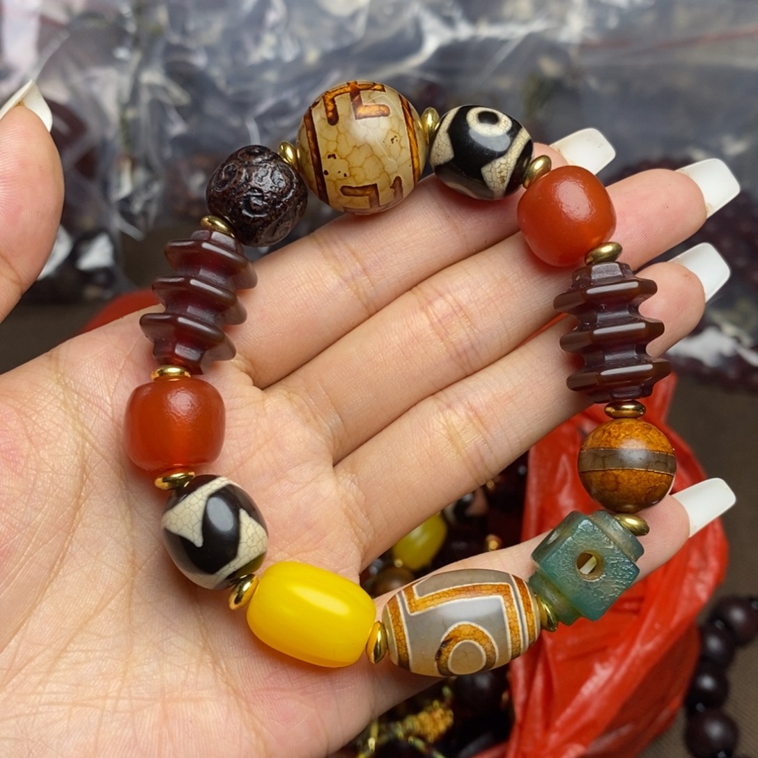 玛瑙/玉髓颈饰未镶嵌