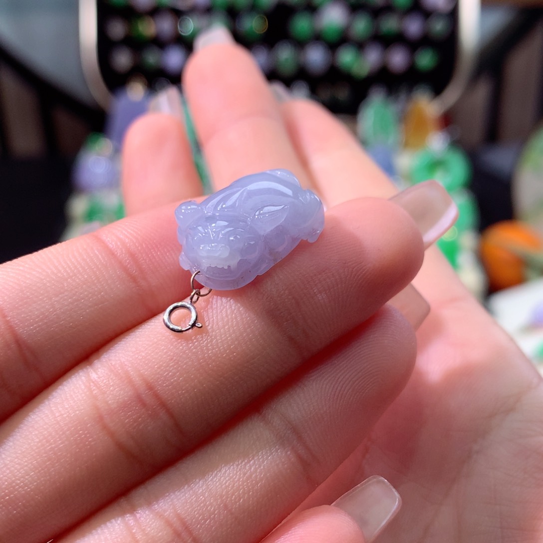 翡翠颈饰18K金镶嵌翡翠