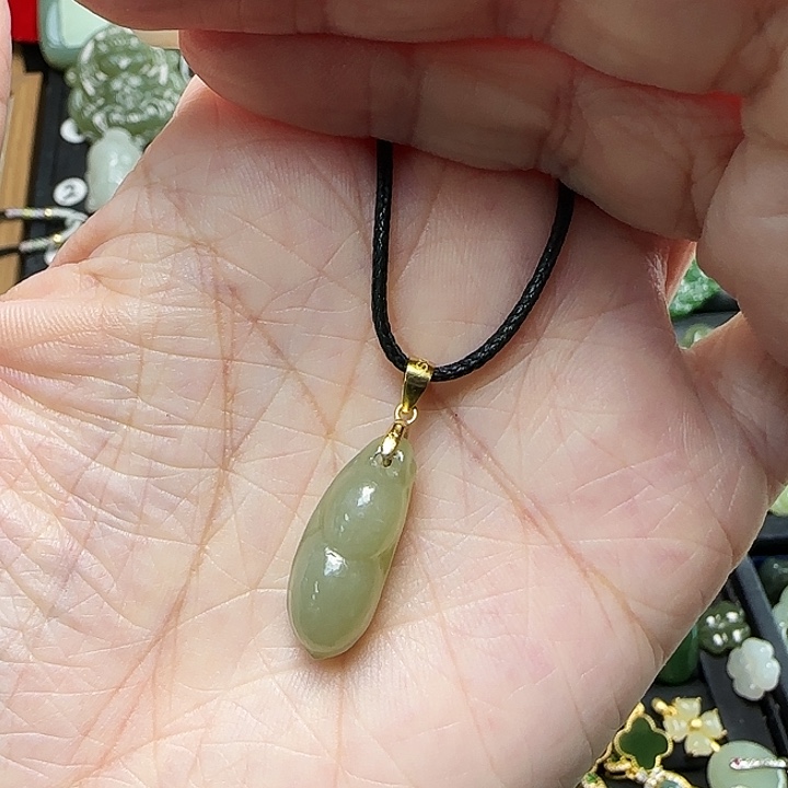 颈饰银S925镶嵌和田玉