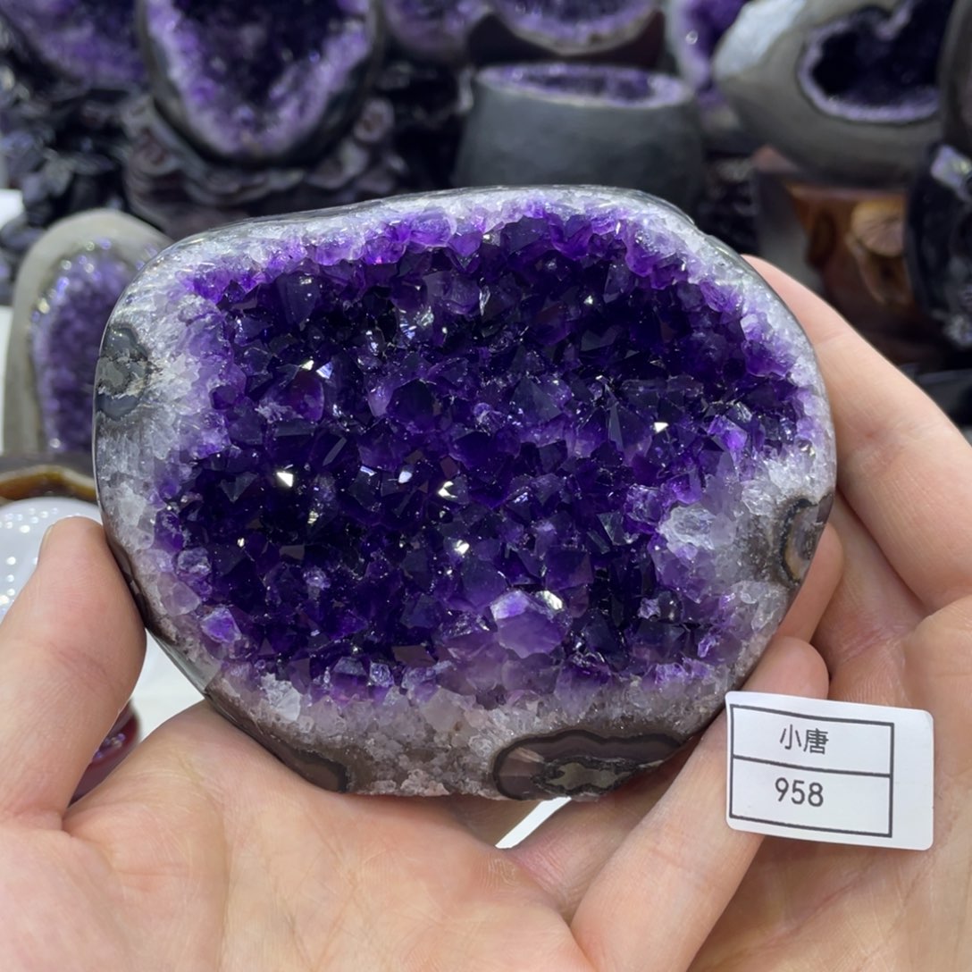 风***淡未镶嵌珠宝半成品水晶