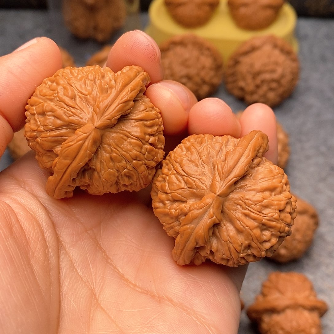 文玩核桃把件白狮子41全品