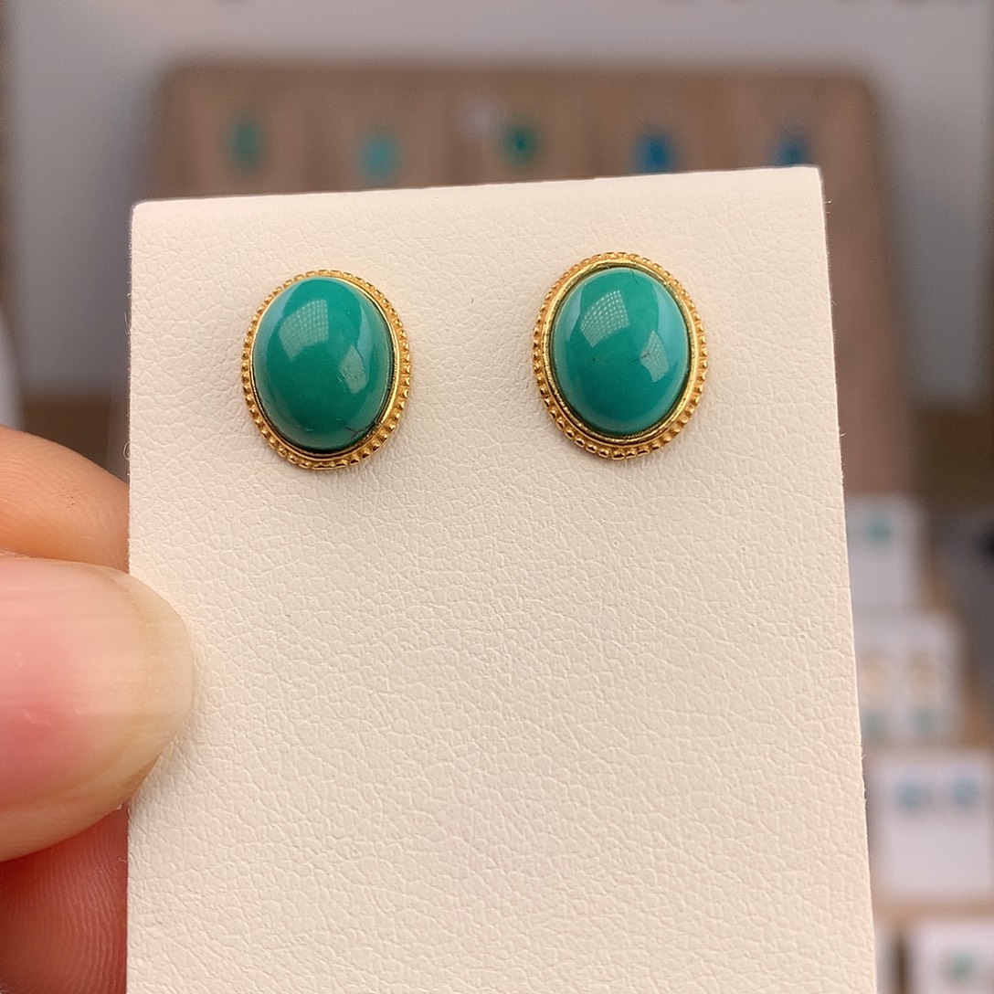 绿松石未镶嵌耳饰