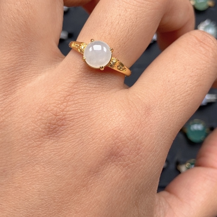 宠***y翡翠未镶嵌戒指戒指