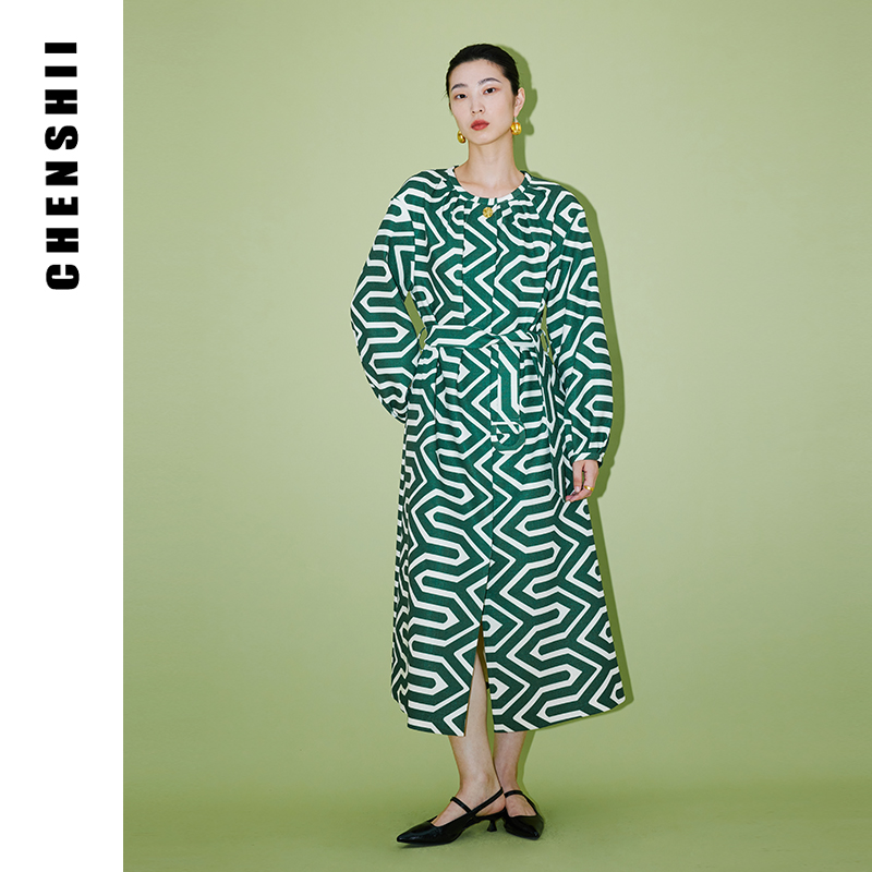 【CHENSHII 辰时】2025秋冬新款圆领褶饰灯笼袖连衣裙 CS1S03L116