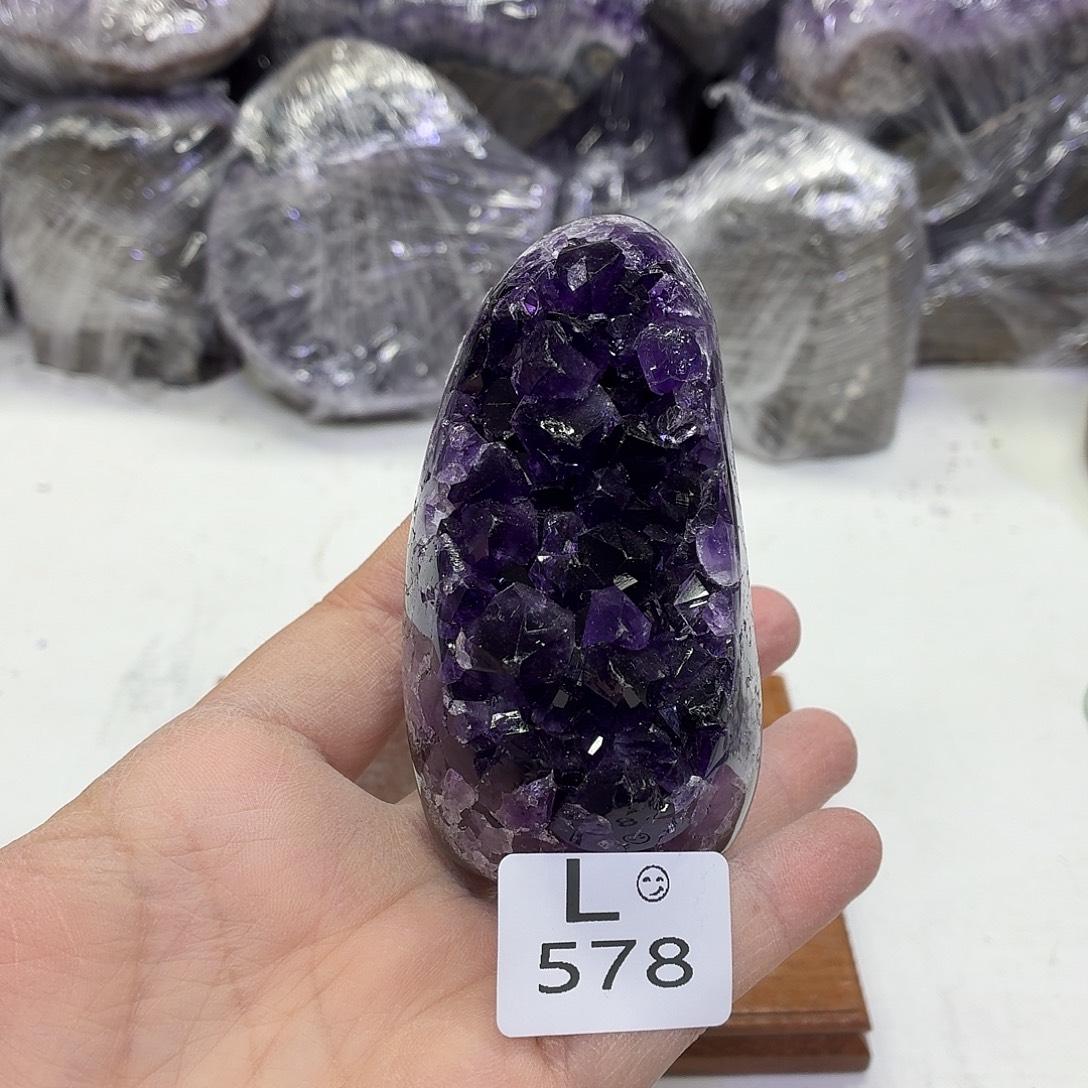 水晶摆件未镶嵌天然紫水晶