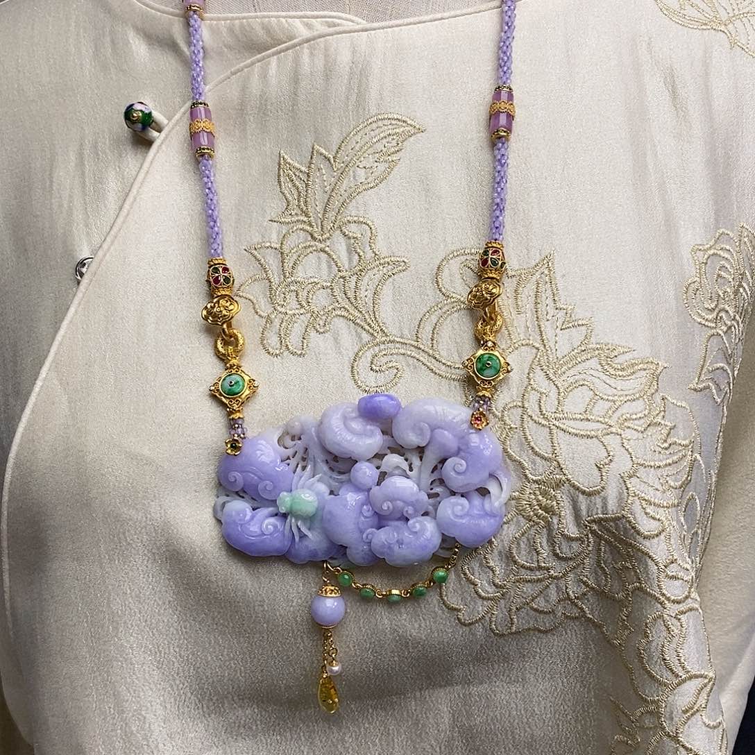 翡翠颈饰未镶嵌天然