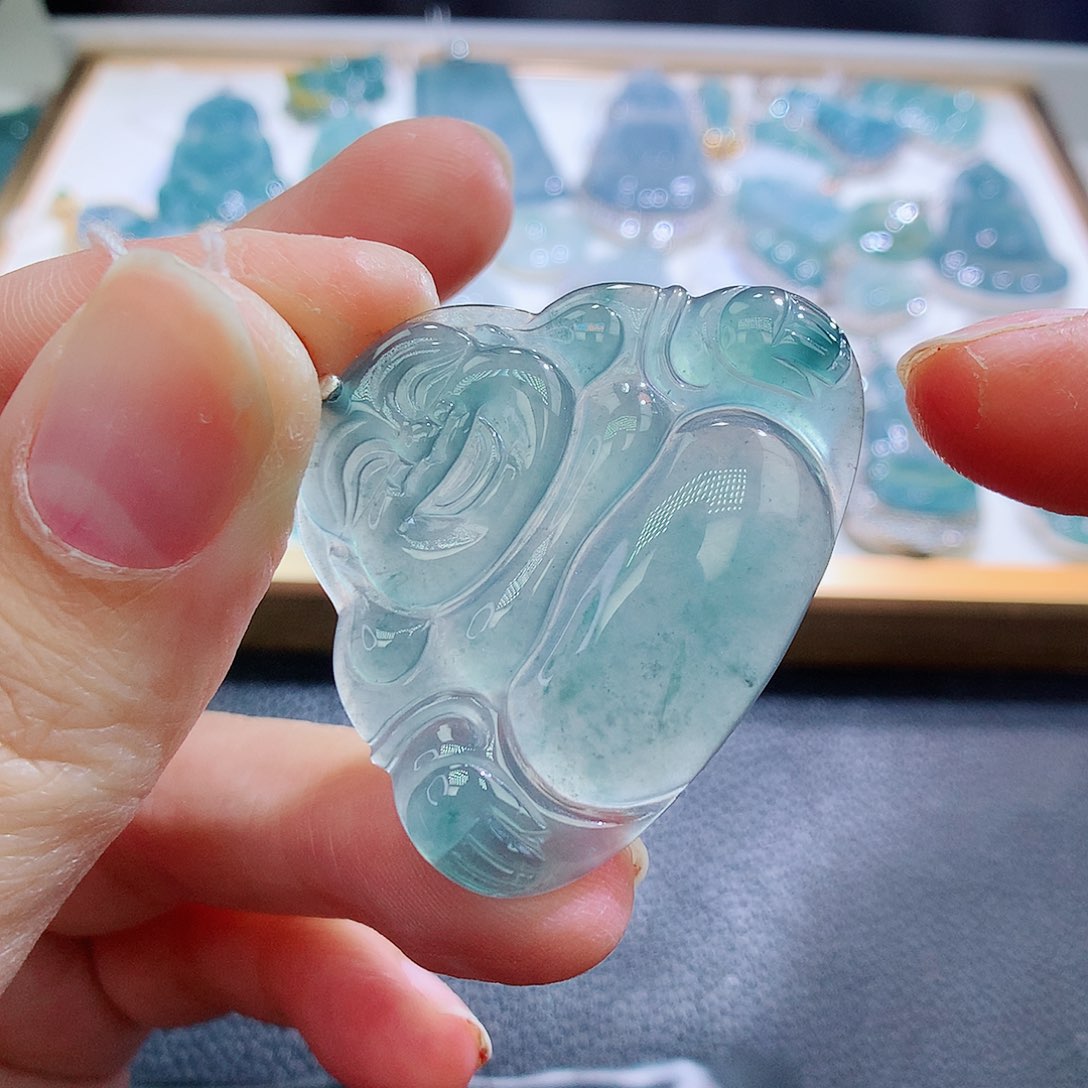 翡翠颈饰银S925镶嵌翡翠