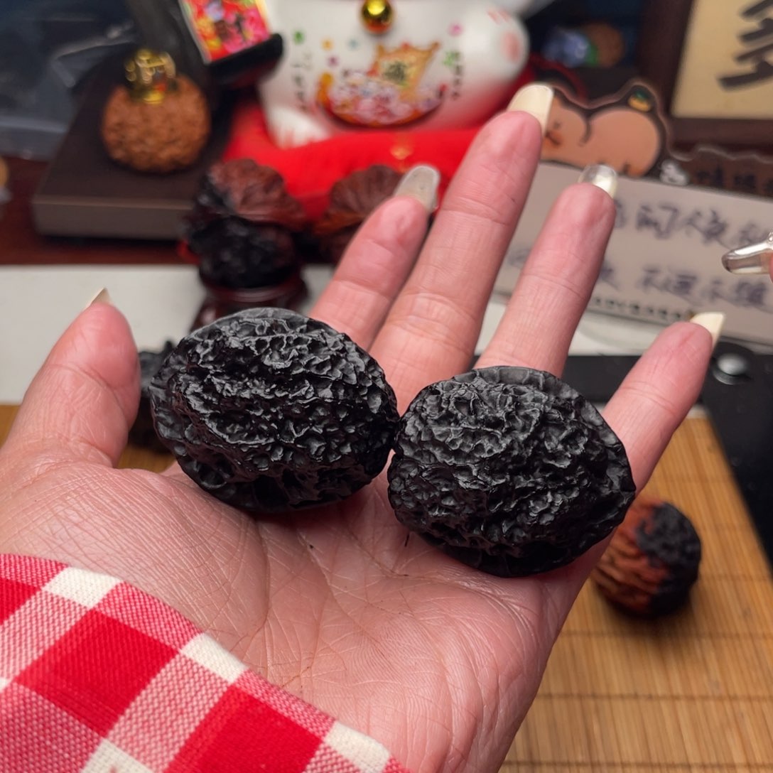 吊坠文玩核桃铁核桃