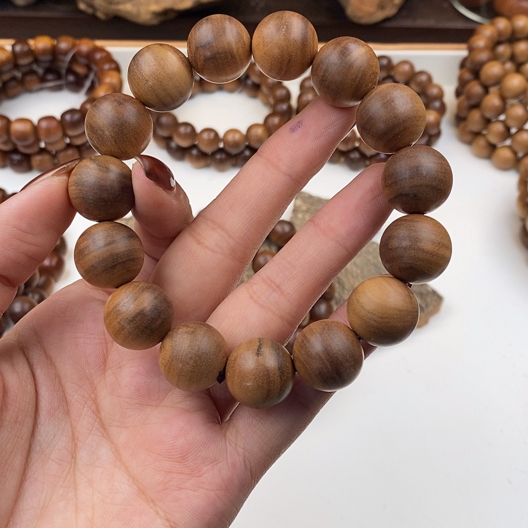 檀香木其他乱纹—15MM印度迈索尔老山檀香老料