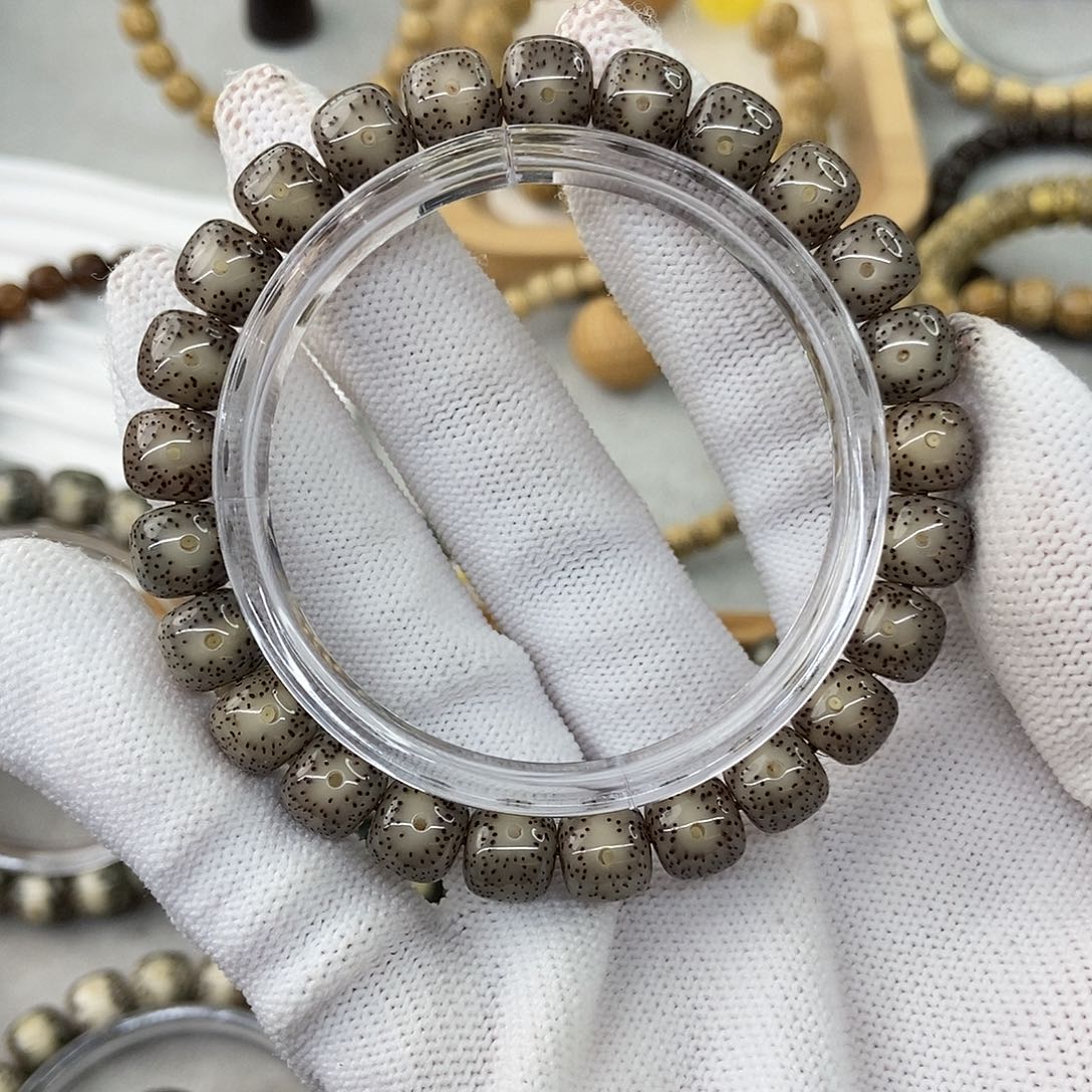 星月菩提手串飞****。9冰糖牛毛星