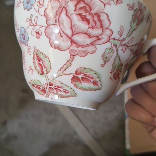 西***子陶瓷盘子碗啥都有