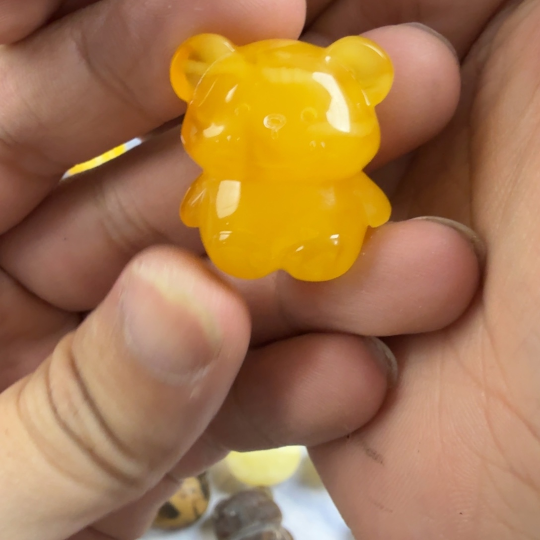 琥珀未镶嵌珠宝奇石